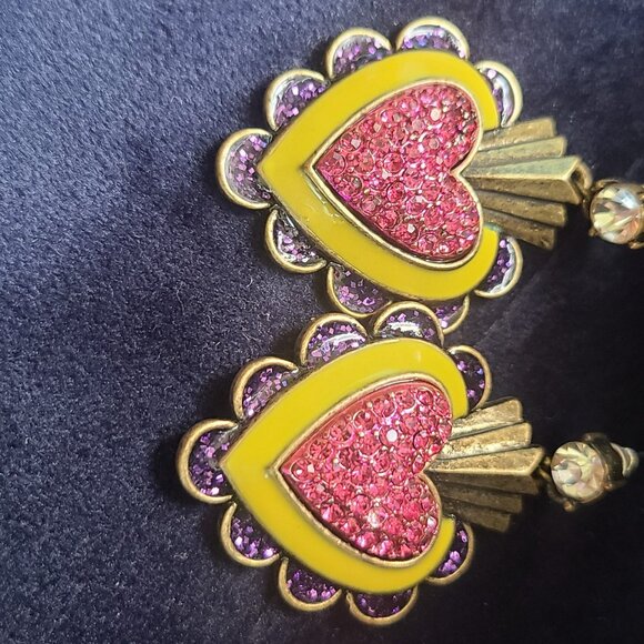 Vintage(early 2000s) Betsy Johnson Sacred Heart Dangle Earrings - Picture 2 of 5